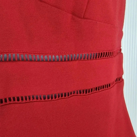 NWT Lulus Hot Red Mini Dress With Spaghetti Straps and Cut Out Middle Size S - Picture 4 of 10